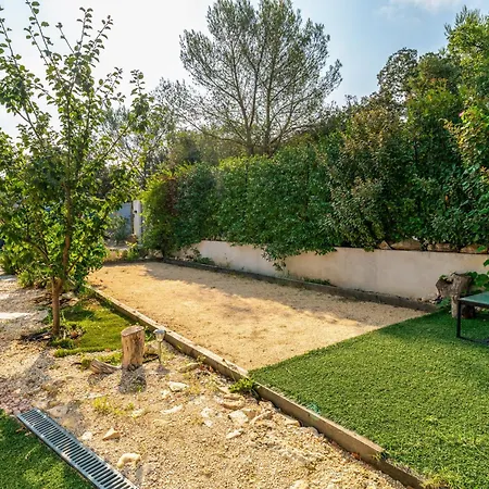 Apartament Au Bord Du Gardon Russan